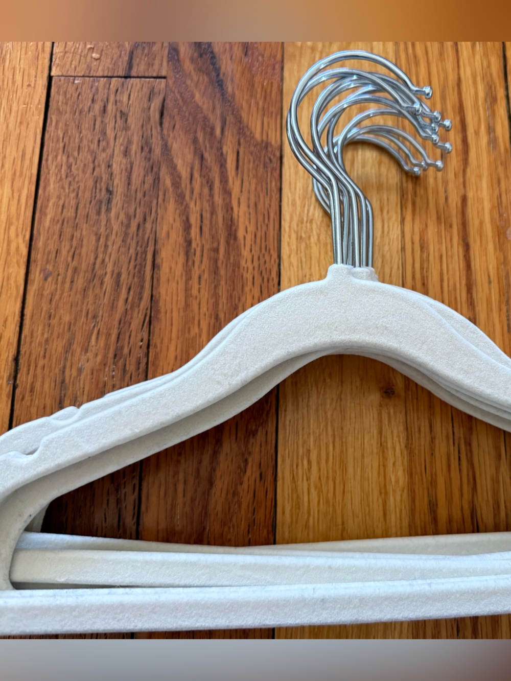 Velvet Set 10 Non-Slip Coat Hangers - Light Gray (Set) Kids